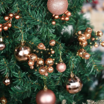 Christmas Tree Decoration Set 94-Piece Rose Gold Ornaments, Poinsettia Flowers, Glitter Berries and Stems for Decor - Image 3